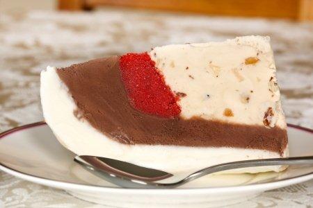 Cassata di Gelato-Spumone Cassata di Gelato-Spumone