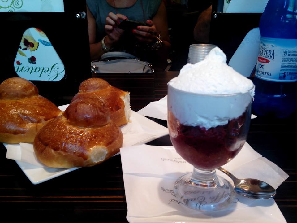 Brioches with Gelato Brioches with Gelato